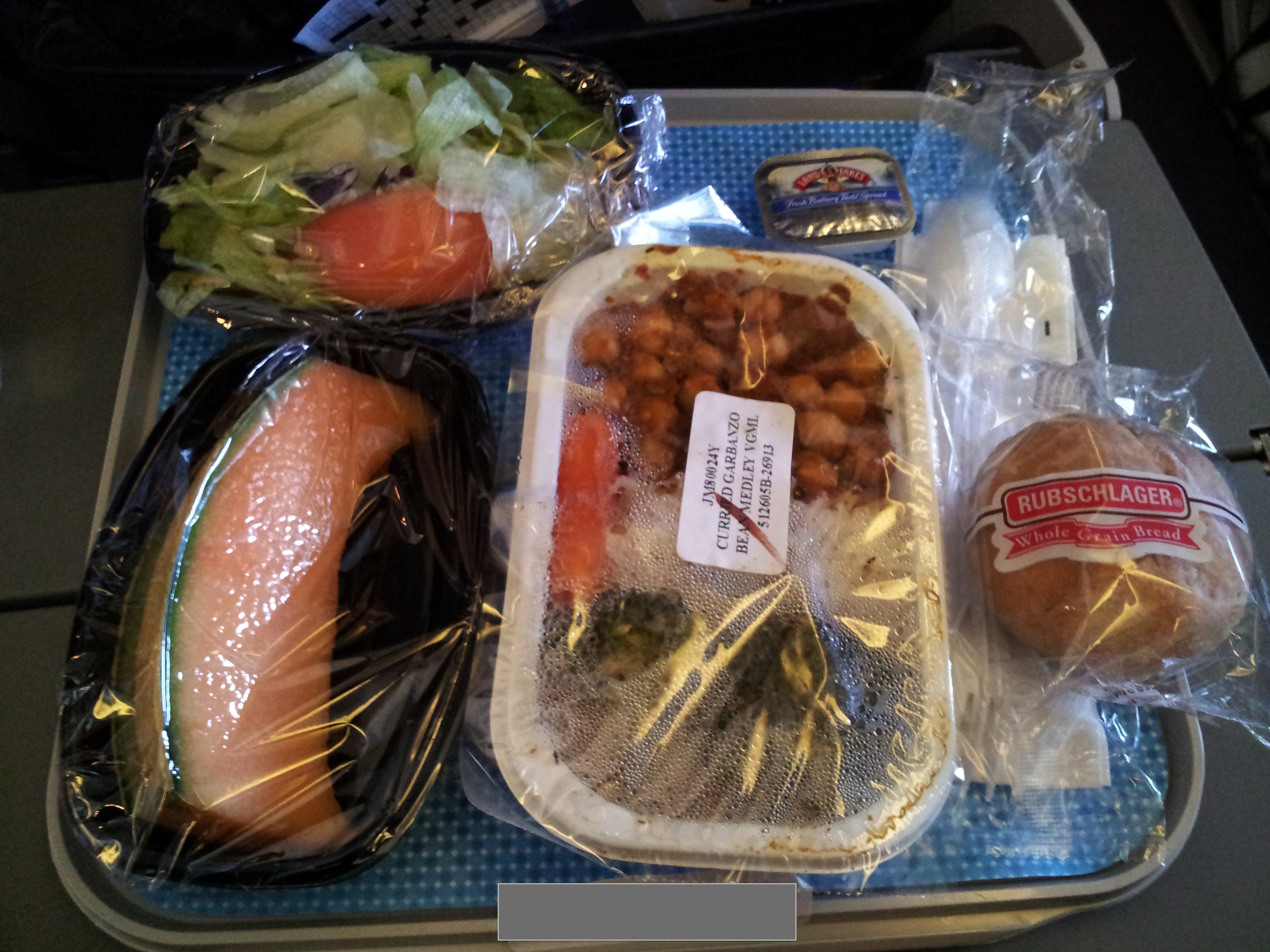 Vegetarian Economy Meals on American Airlines - Efficient Asian Man
