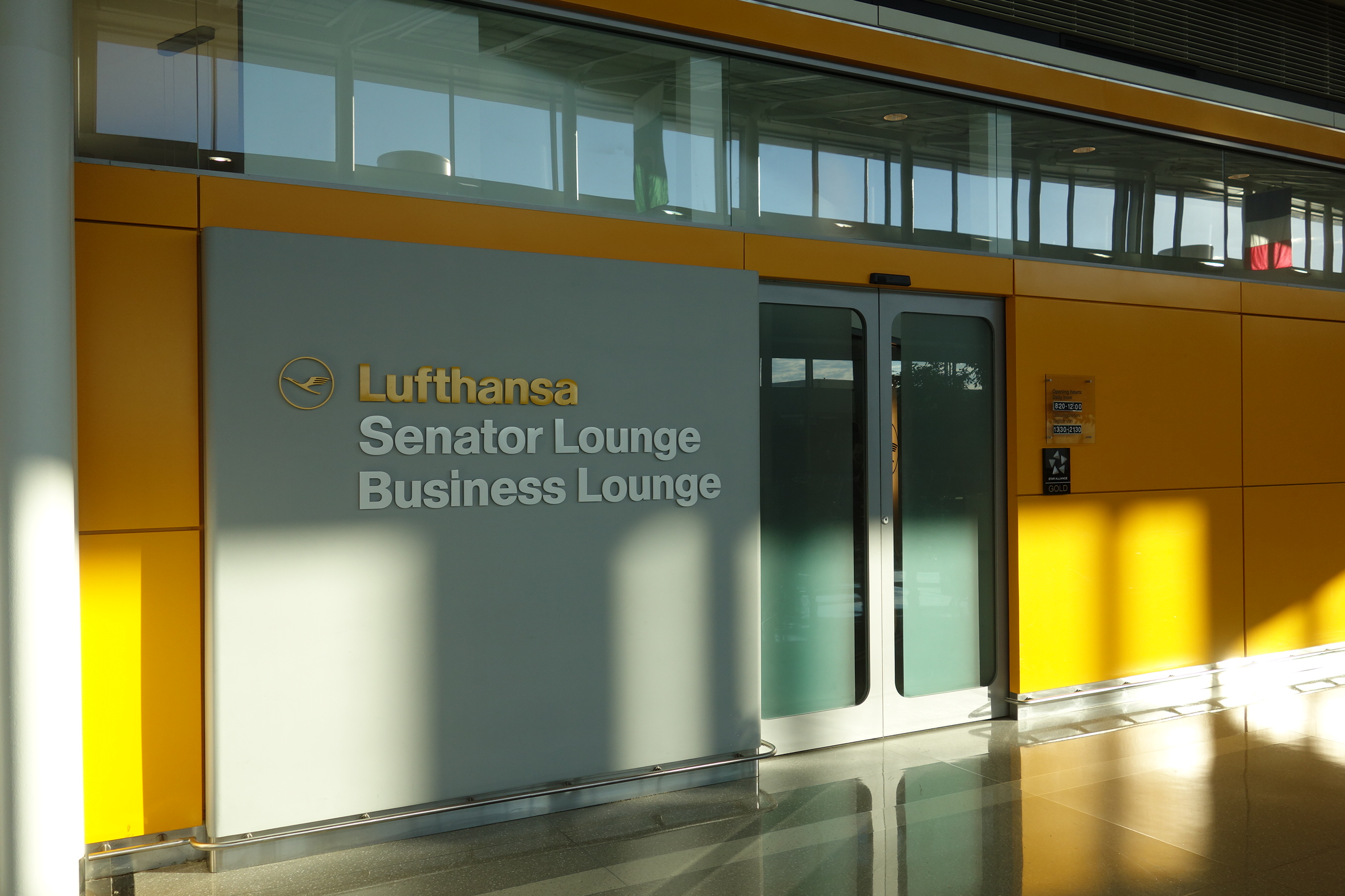 Entrance to the lounge