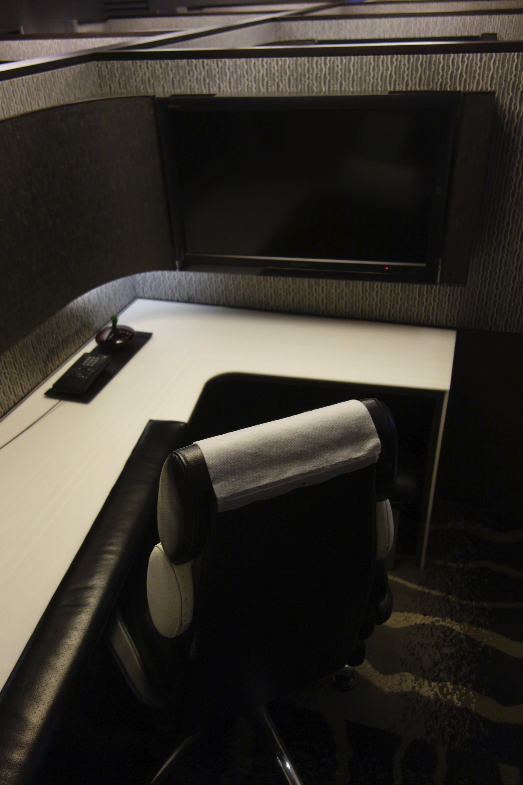 Personal cubicle in Suite Lounge