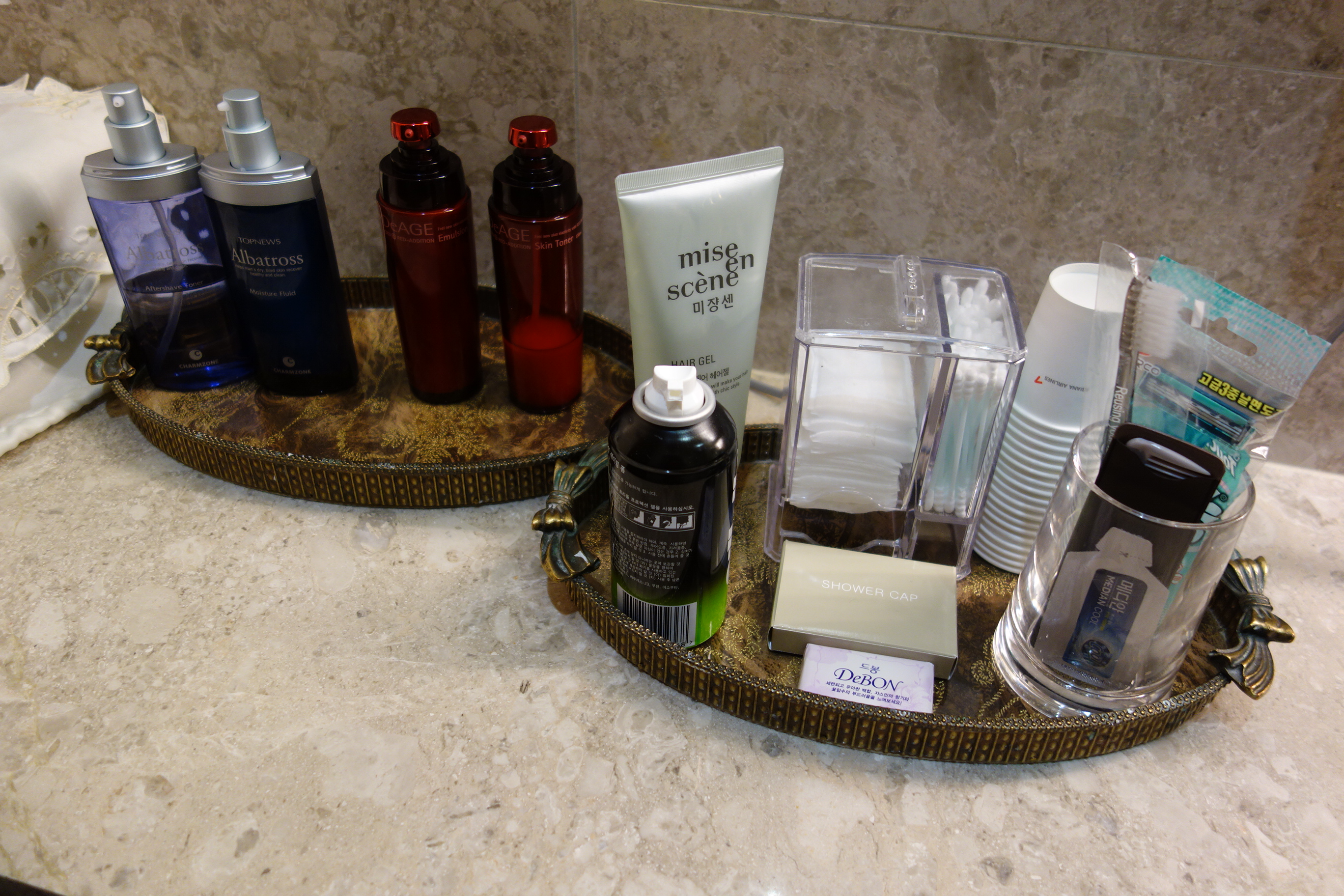 Amenities in the shower rooms