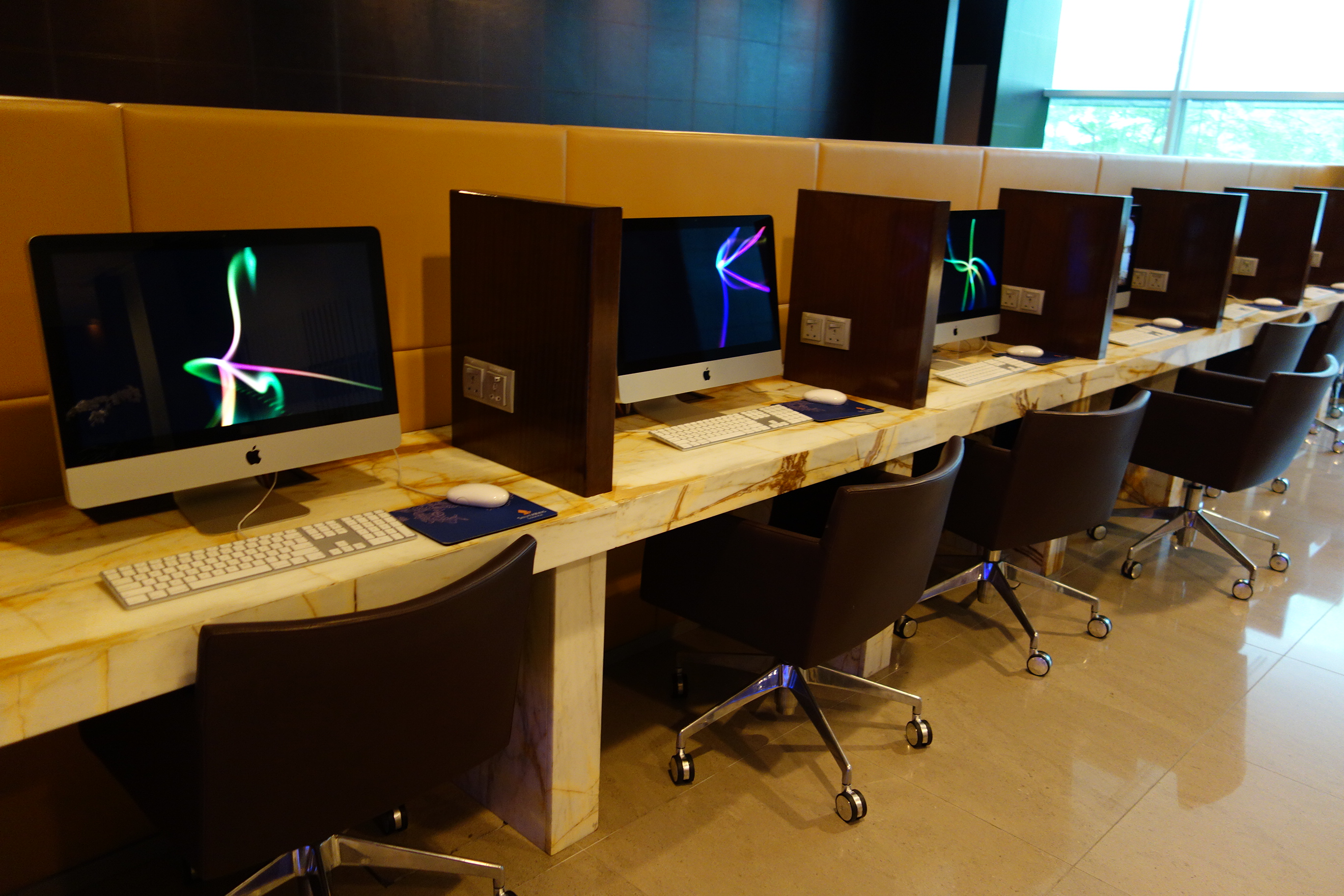 iMac work stations (they also had PCs)