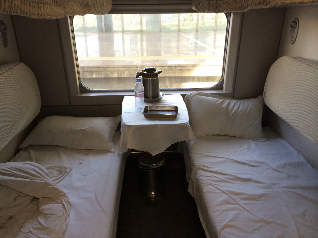 Train compartment (view of lower bunks)