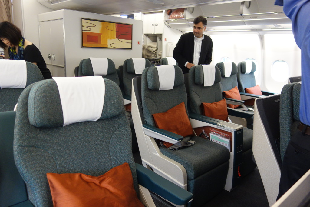 2-2-2 business class seating