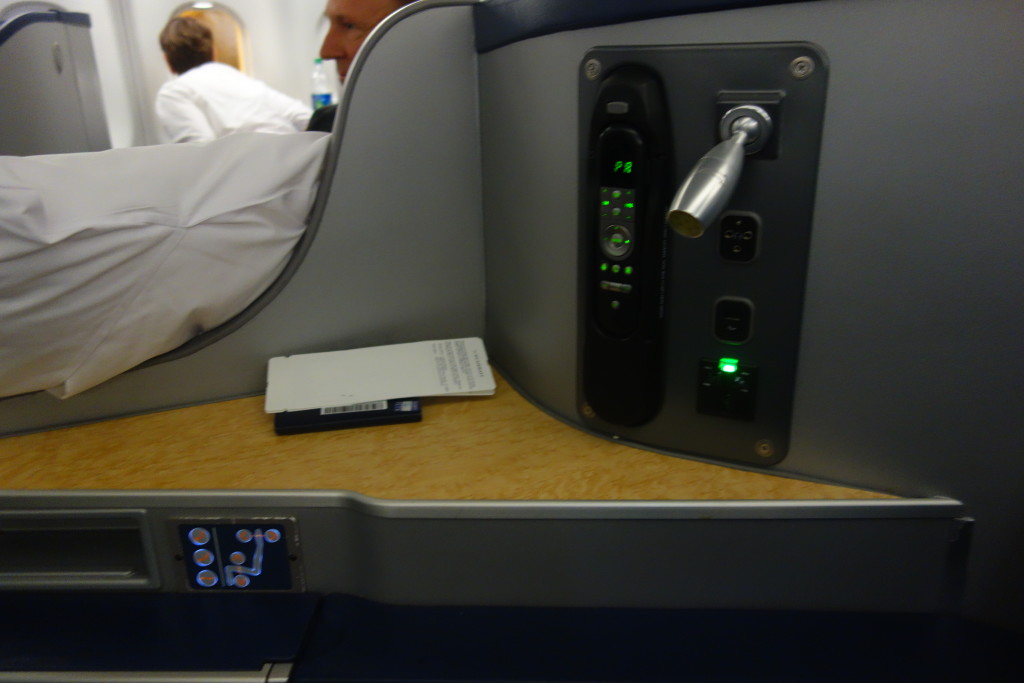 IFE and seat controls, outlet, reading light