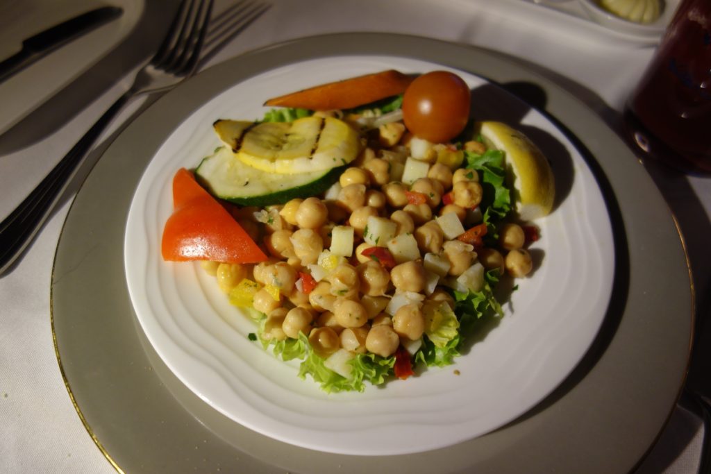 Cold chickpea salad