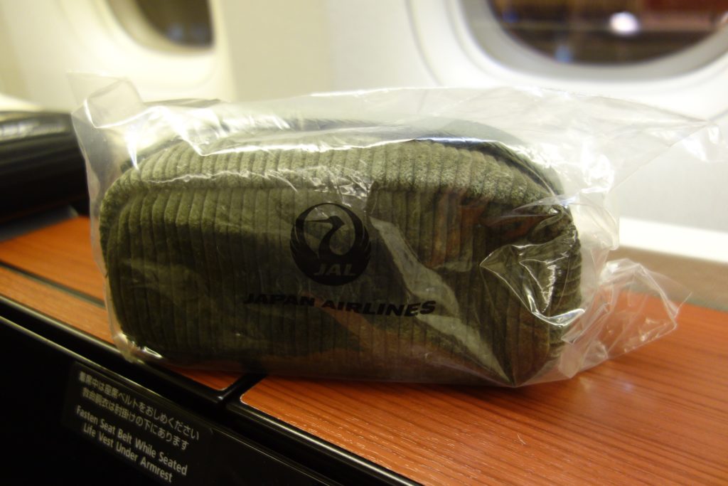 Inbound first class male amenity kit